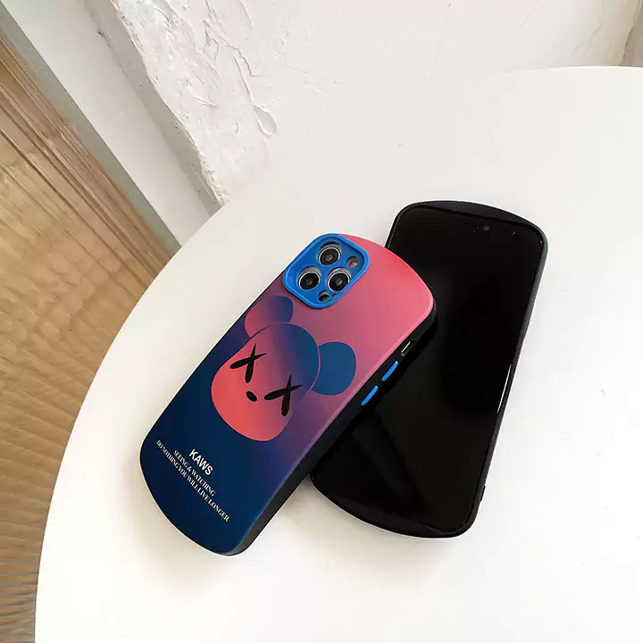 人気暴力熊kaws iPhone16 マウスフォンケース/ファッション耐衝撃グラデーションカウズiPhone15 高品質ケース低価格通販